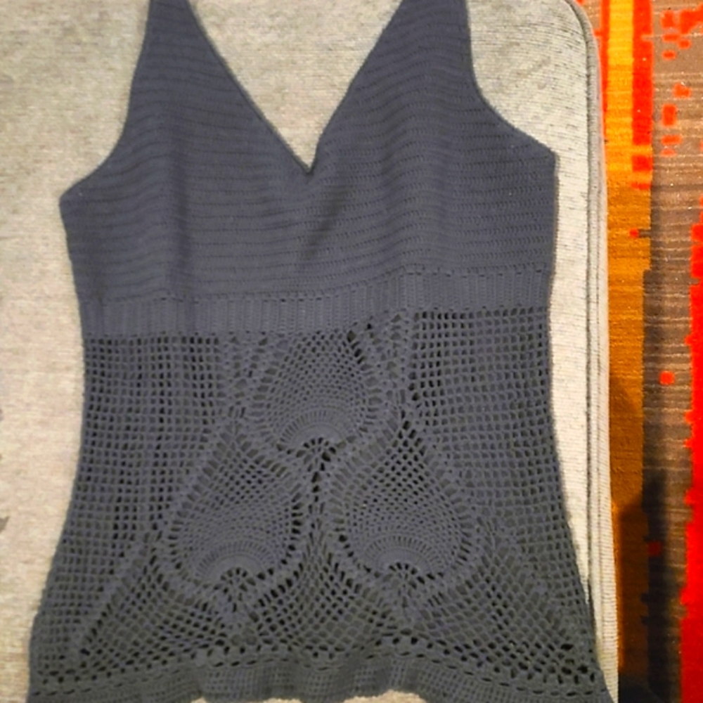 Tahari cotton knit top M